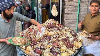 Peshawari Kabuli Pulao | Afghani Zaiqa Chawal | Giant Meat Pulau Mountain | Street Food Peshawar