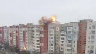 Российские войска обстреливают жилые дома в Херсоне