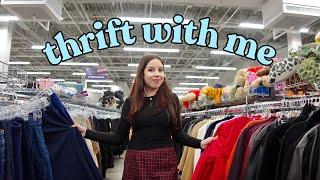 come thrift with me for summer! | try on thrift haul