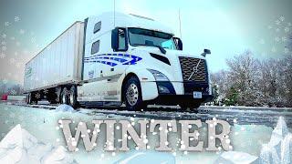 2021 Volvo Globetrotter Experiences It's First WINTER SNOW & ICE | Semi CRASH In Texas | OTR Trucker