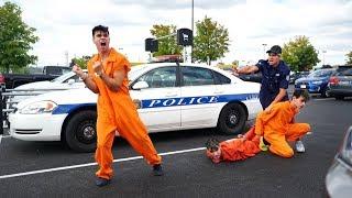 PRISONER ESCAPE PRANK IN PUBLIC!