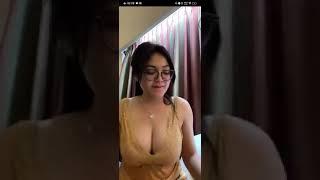 Desah Ebot Tante Bigo Live! Siapkan Tisu!