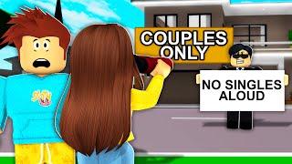 Poke and I Found A COUPLES ONLY House... (Roblox Brookhaven)
