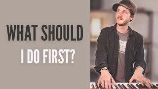 How to start playing piano or keyboard // Complete beginner tutorial - basic technique and exercises