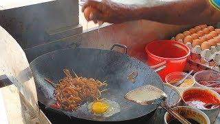 Penang Char Kway Teow【槟城炒粿条】• Dark Stir Fried Noodle