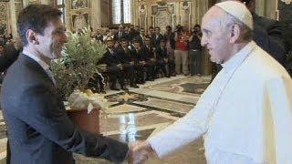Lionel Messi meets Pope Francis ahead of Italy v Argentina friendly