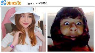 Everyone on Omegle Wants to Kiss Me... (Girl Voice Trolling)