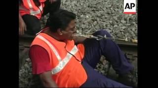 Man pulls train with teeth in world record bid