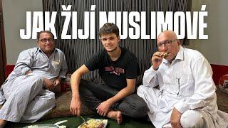 KDE JSOU ŽENY? Pod pokličkou života muslimů v Pákistánu 