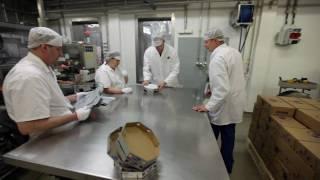 AURA juuston valmistus | Valmistus tehtaalla, osa 2/3