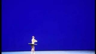 »The Vertiginous Thrill of Exactitude« - Semperoper Ballett