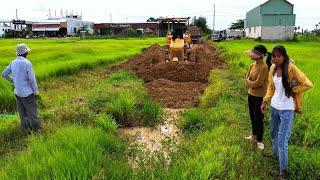 dump truck 5ton Transport & Dozer D20 push Replace Soil to Making New Foundation Road For Villager