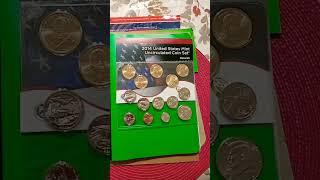 Hi 2014 United States Mint uncirculated coin set Denver nice and beautiful coins collection love it