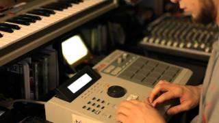 Beat Making on the MPC 2000XL - Nasihat #nasihatbeats