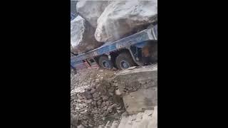 EXTREME Truck Accident