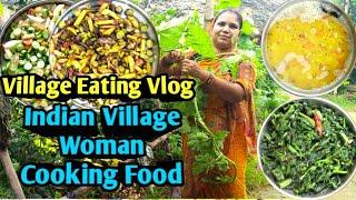 Village Eating Vlog/Indian Village Woman Cooking Food/Tendli Sabzi/Pumpkin Saag#ayushicookingvlogs