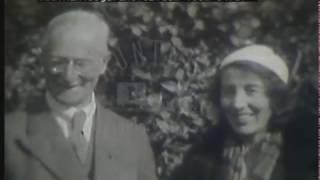 Family UK Holidays Amateur Home Movie, 1930s - Film 34717