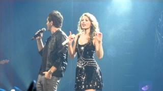 Taylor Swift and Andy Grammer sing "Keep Your Head Up"