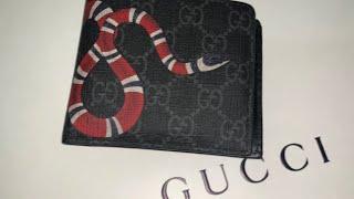 Gucci wallet- a plus year of use