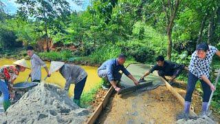 The process of upgrading the solid concrete road with the help of villagers and father