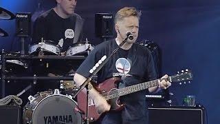 New Order  - Crystal & Regret (Live Finsbury Park, 2002)