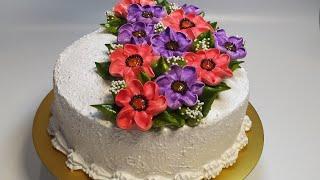 Торт  с фантазийными цветами