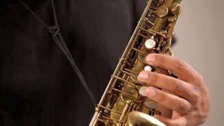 Proper Sax Finger Placement | Saxophone Lessons