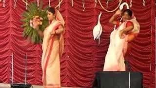 DHAKER TALE KOMOR DOLE..GROUP DANCE