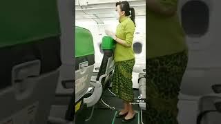 TIK TOK, PRAMUGARI CANTIK, CITILINK HIJAU, PREPARATION FOR FLYING TO LANDING