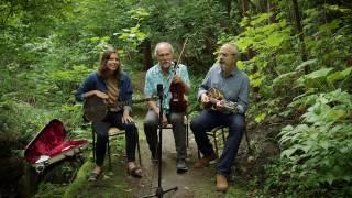 Bruce Molsky, Allison de Groot & John Reischman - Walk Along John to Kansas - NimbleFingers 2016