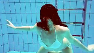 Beauty Full Girl In Bikini Swimming Underwater Full Video