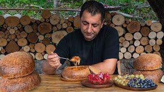 Ukrainian Borscht in bread instead of a plate! A dish that absolutely everyone knows