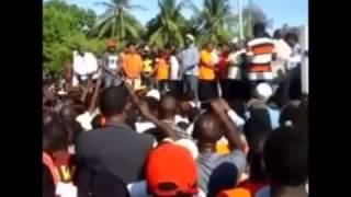 Clip showing Raila falling goes viral