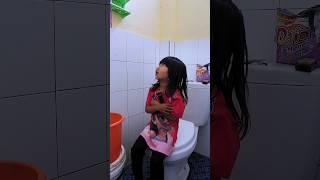 ARSYLA TAKUT KE TOILET #shorts #arsyla #viral