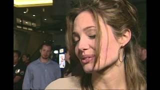 Taking Lives: Angelina Jolie, Ethan Hawke, Oliver Martinez & Kiefer Sutherland Red Carpet Interviews