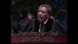 Rev. Clay Evans & Fellowship Baptist Church Choir - "What A Fellowship" (PRAISE BREAK)