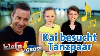 Kann Kai tanzen? Junges Tanzpaar als Jury! | Klein gegen Groß