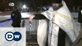 Russia: Cleansing the soul in icy water | DW News