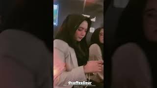 Cewek Cantik Kentut Dinner Makan Bareng Teman Malam Minggu