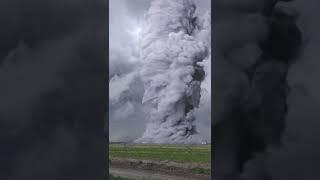 Huge Tornado Forming