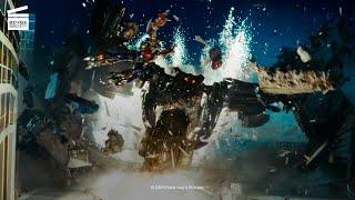 Transformers: Revenge of the Fallen: Fighting the last Decepticons (HD CLIP)