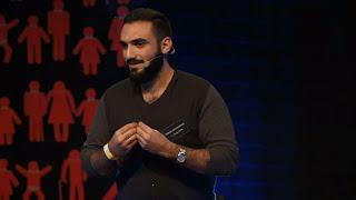 Humor boří hranice | Tigran Hovakimyan | TEDxPrague