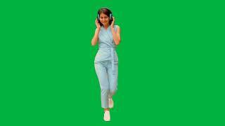 Green Screen Girl Walking Front - Chroma Key Vfx