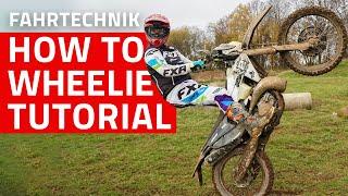 How-To WHEELIE mit KEVIN GALLAS: auf dem Hinterrad fahren und damit Enduro-Hindernisse überqueren