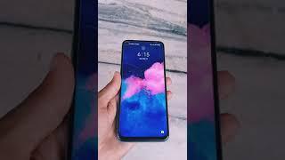 realme 8 5g look and design in blue colour