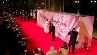 The Fashion Awards 2016 | Red Carpet Highlights