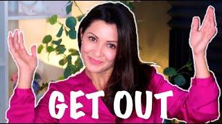 Como Usar OUT en Inglés | Aprende 20 Phrasal Verbs Comunes con OUT en Inglés | Elisa Valkyria