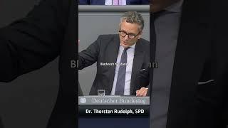 CDU-Merz bei Blackrock - dem drittgrößten Aktionär der Commerzbank