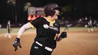 Gwen Svekis Homers in Extras!