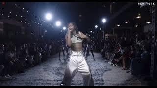 Lil Nas X - "INDUSTRY BABY" (Live at Vogue World)